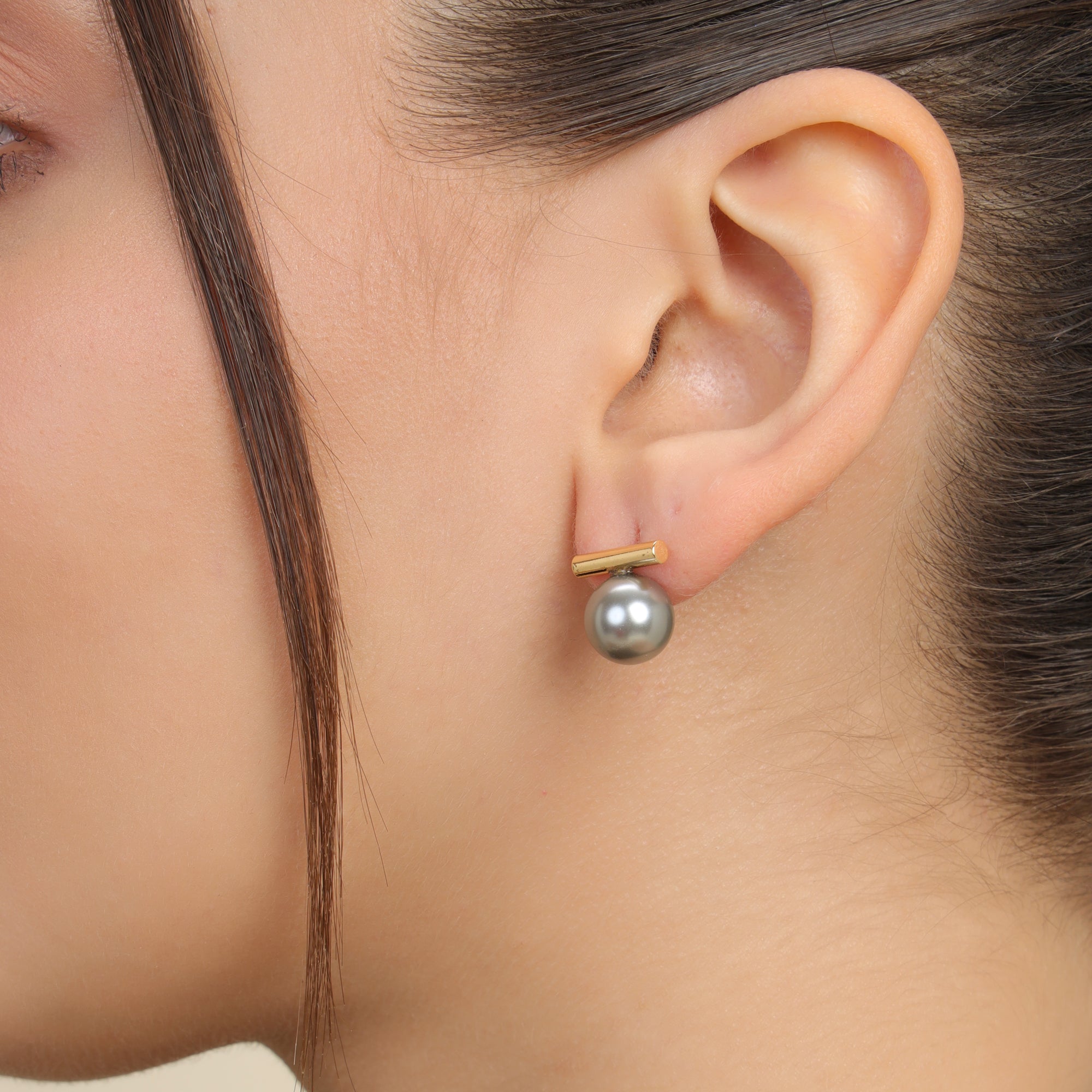 Metallic Sphere Studs