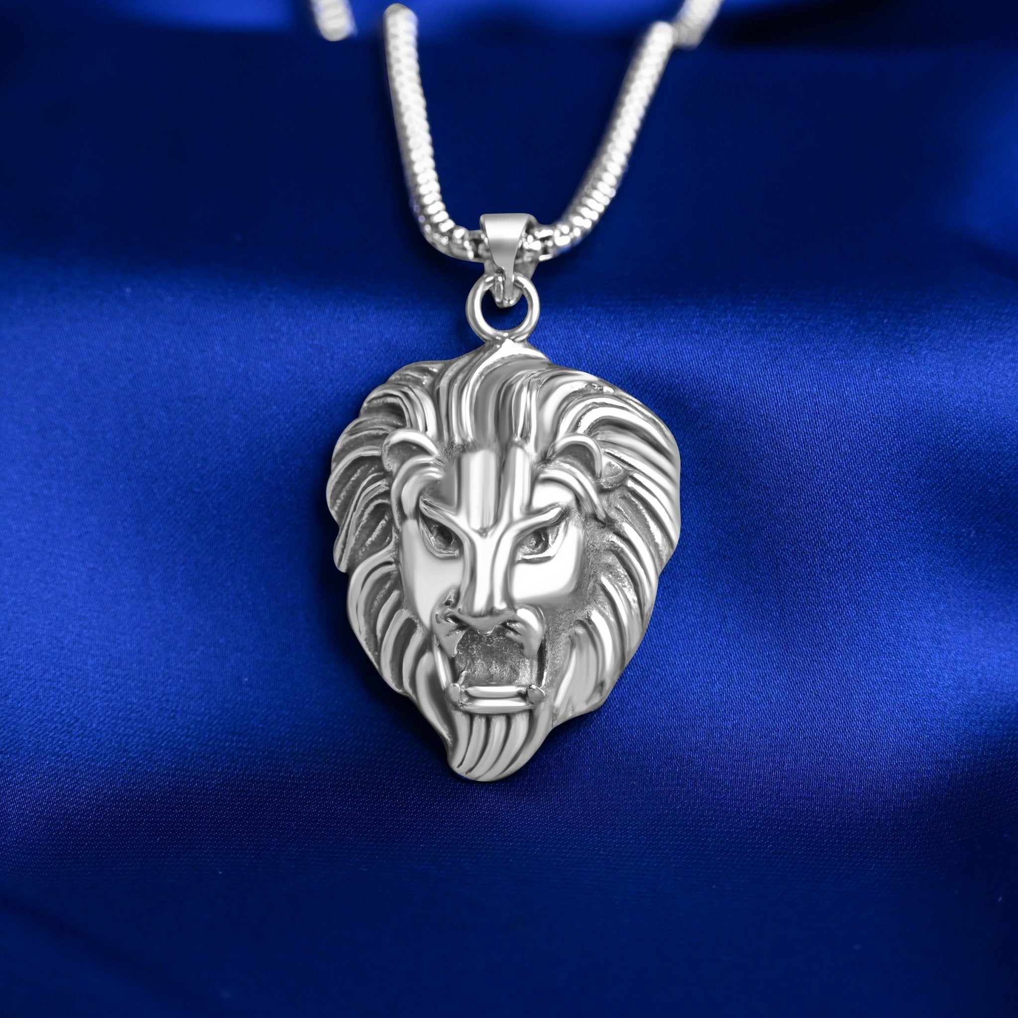 Lion Heart Pendant (Silver) - Fab Couture